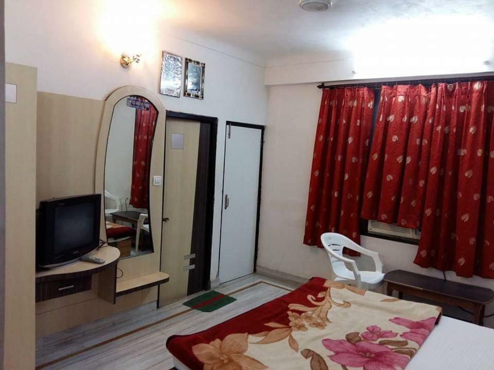 Hotel Shreeji Sharan Nāthdwāra Esterno foto